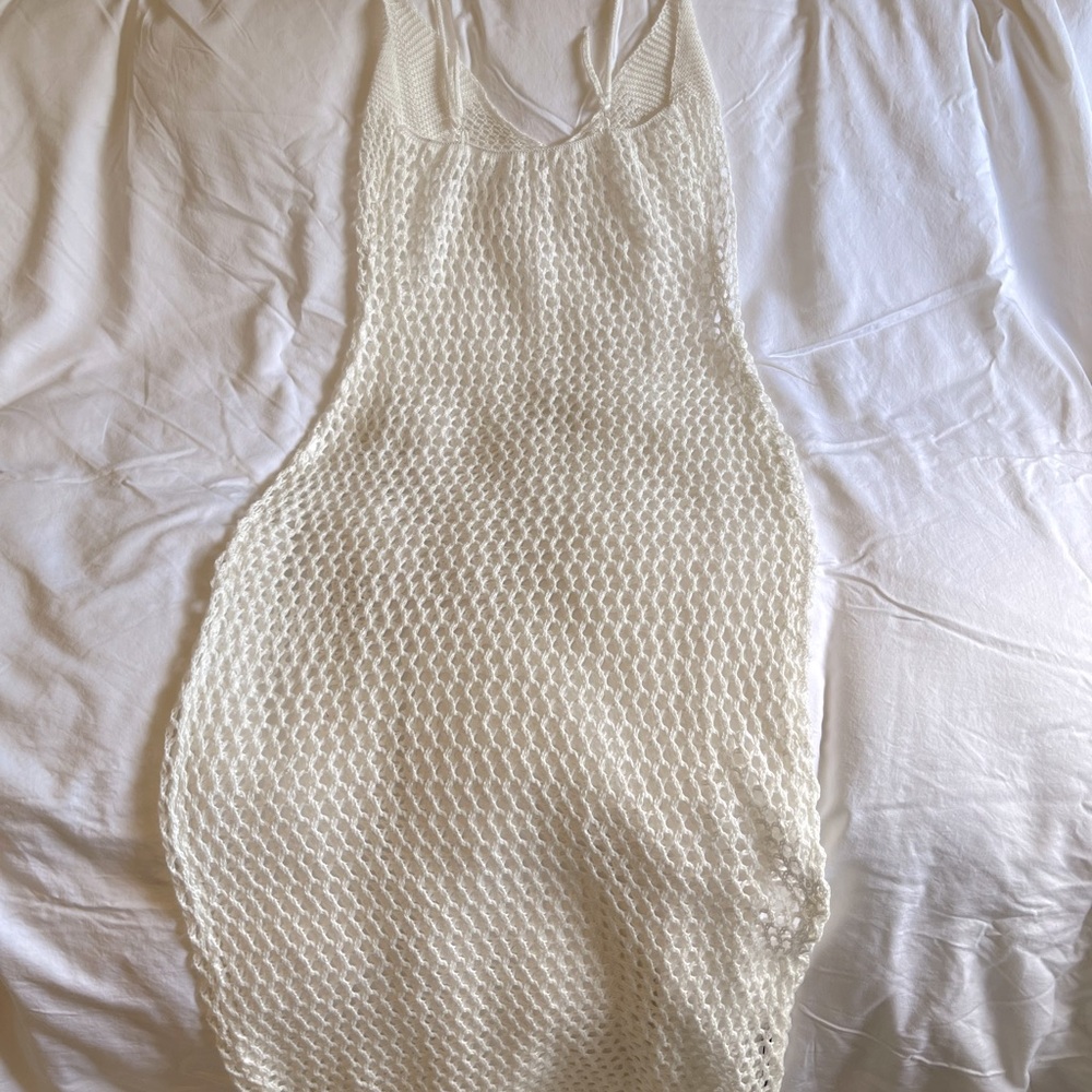💕NWT Gorgeous crochet Swim coverup/maxi dress, size M in a cream color